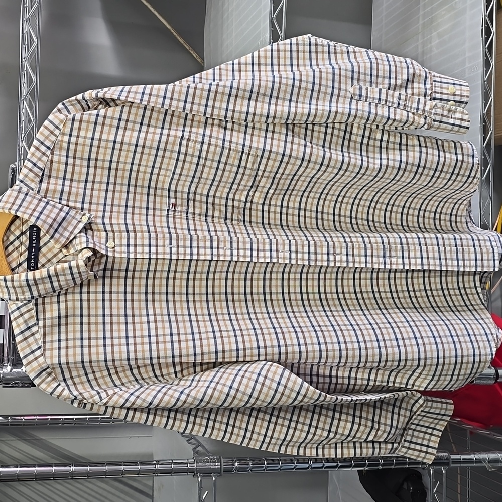 Tommy Hilfiger Beige/ Navy Plaid Shirt ( ( XL)
